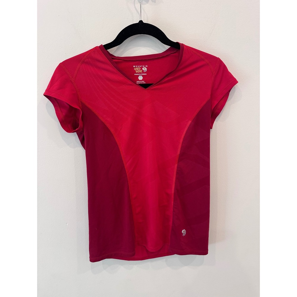 Mountain Hardwear Women's Small Red V-Neck‎ Short Sleeve Activewear T-Shirt